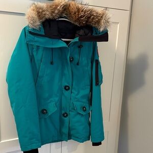 100% Authentic Canada Goose Teal Outerwear Jacket with Black Trim